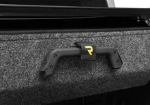 Load image into Gallery viewer, Retrax 14-18 Chev/GMC Silverado/Sierra 1500 &amp; 15-19 2500/3500 5.8ft Bed RetraxPRO EZ-Off FRC-4000
