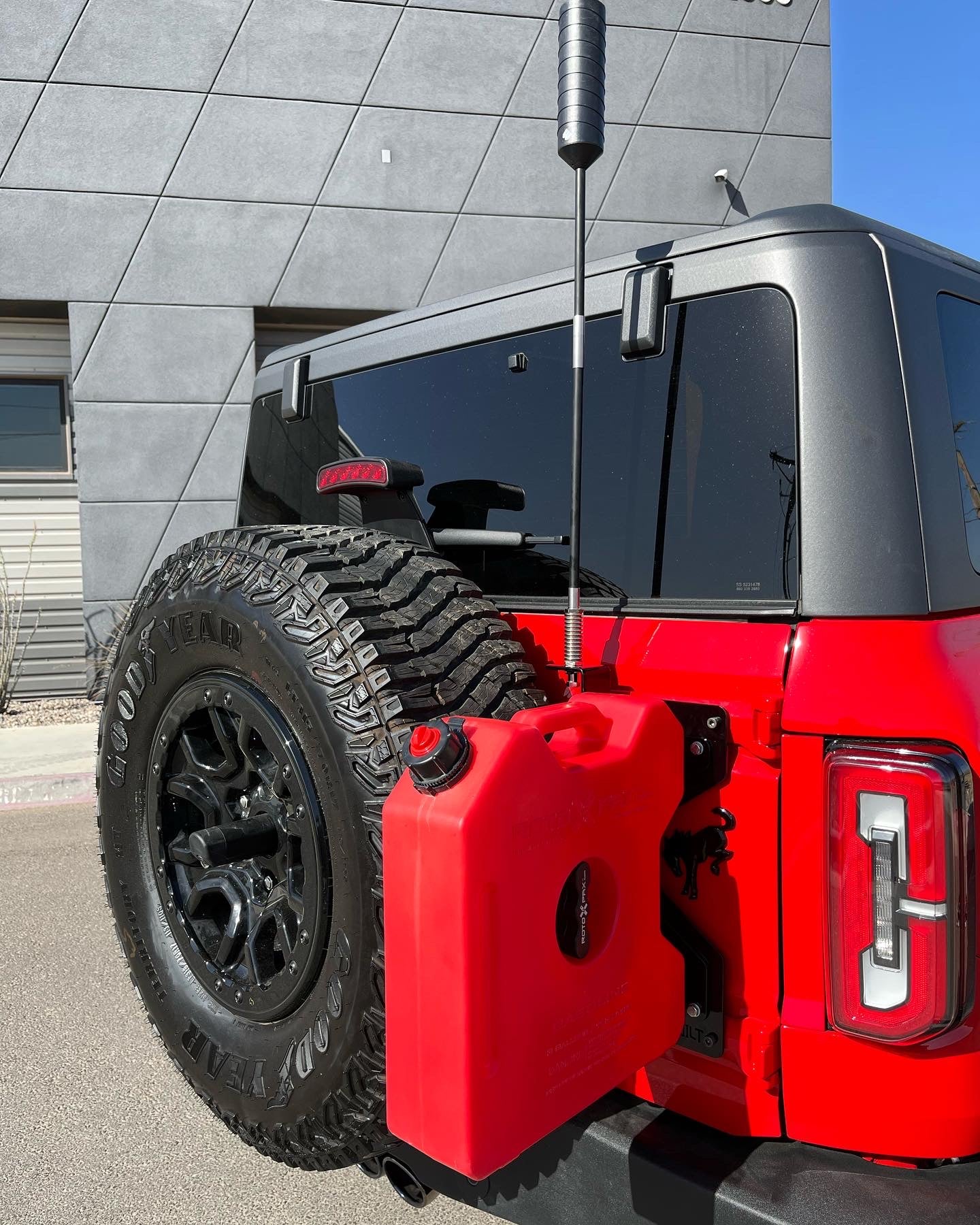 Hammer Built Bronco Antenna/Light/Whip Mount For Tail Gate Support